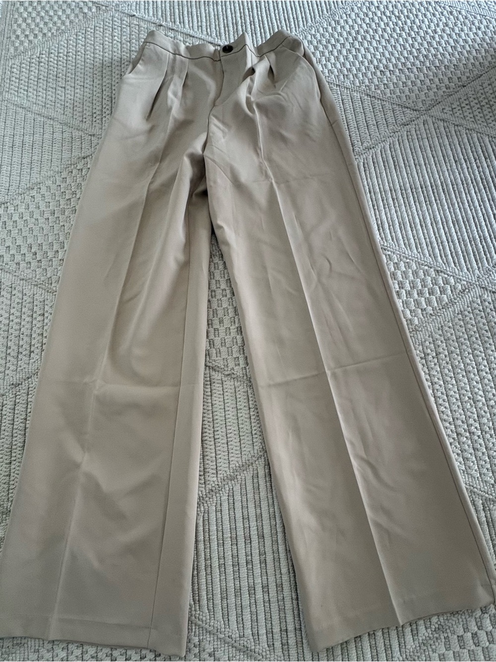 Love Tree Women’s Wide-Leg Dress Pants in Light Beige